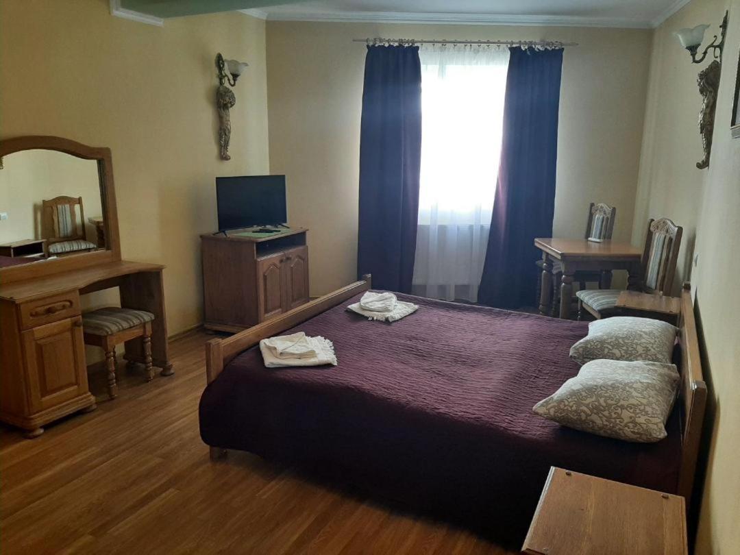 Hotel Nikolet Mukačevo Exteriér fotografie
