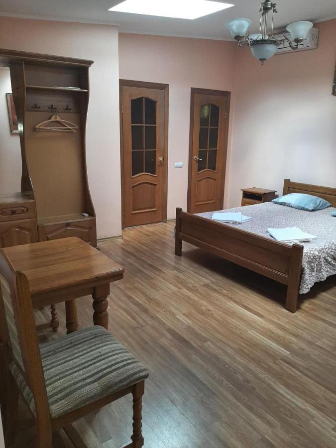 Hotel Nikolet Mukačevo Exteriér fotografie