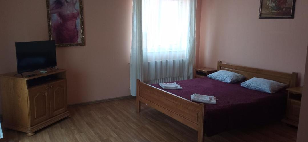 Hotel Nikolet Mukačevo Exteriér fotografie