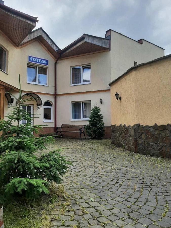 Hotel Nikolet Mukačevo Exteriér fotografie